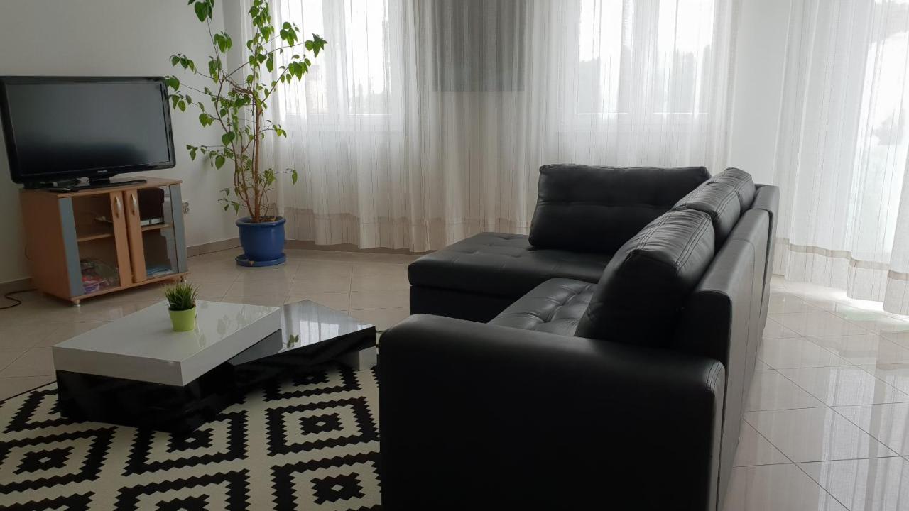 Apartments Paradiso プーラ エクステリア 写真