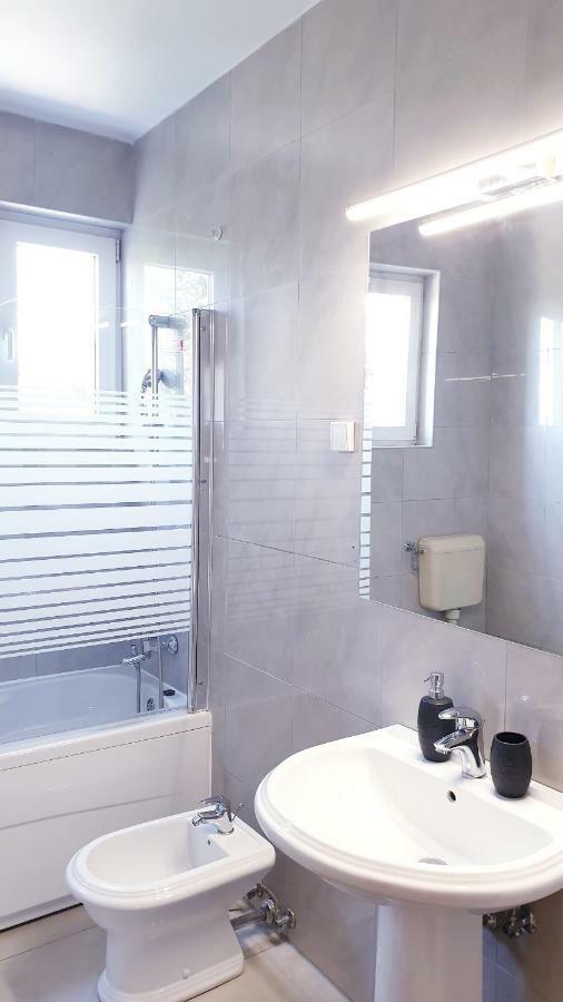 Apartments Paradiso プーラ エクステリア 写真